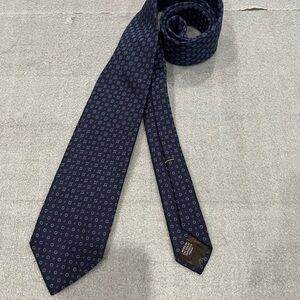 [W:3”]Robert Talbott Best of Class Men's Blue Textured Silk Patterned Tie